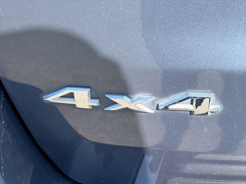 Used 2020 Jeep Grand Cherokee Overland image 11