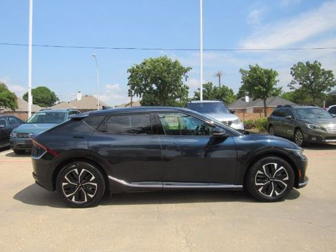 Used 2023 Kia EV6 Wind image 5