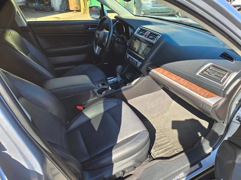Used 2017 Subaru Outback 2.5i Limited AWD/4WD image 46