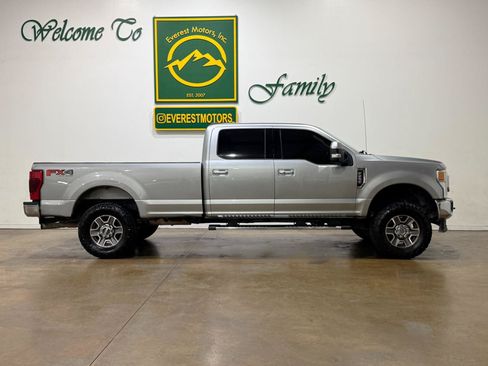 Used 2020 Ford F250 Lariat w/ Lariat Ultimate Package AWD/4WD image 2