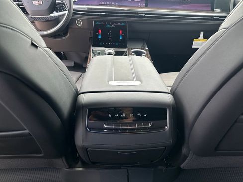 New 2026 Cadillac Escalade Luxury w/ LPO, Floor Liner Package AWD/4WD image 37