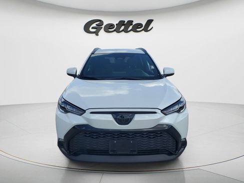 Used 2023 Toyota Corolla Cross AWD Hybrid image 8