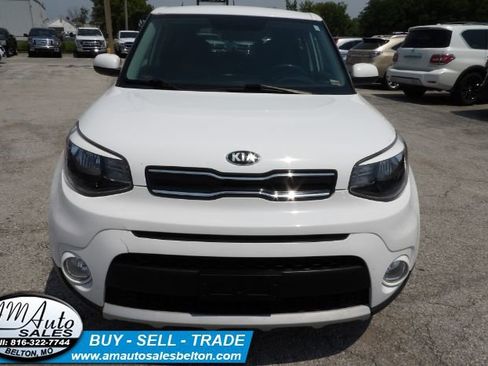 Used 2019 Kia Soul + image 8