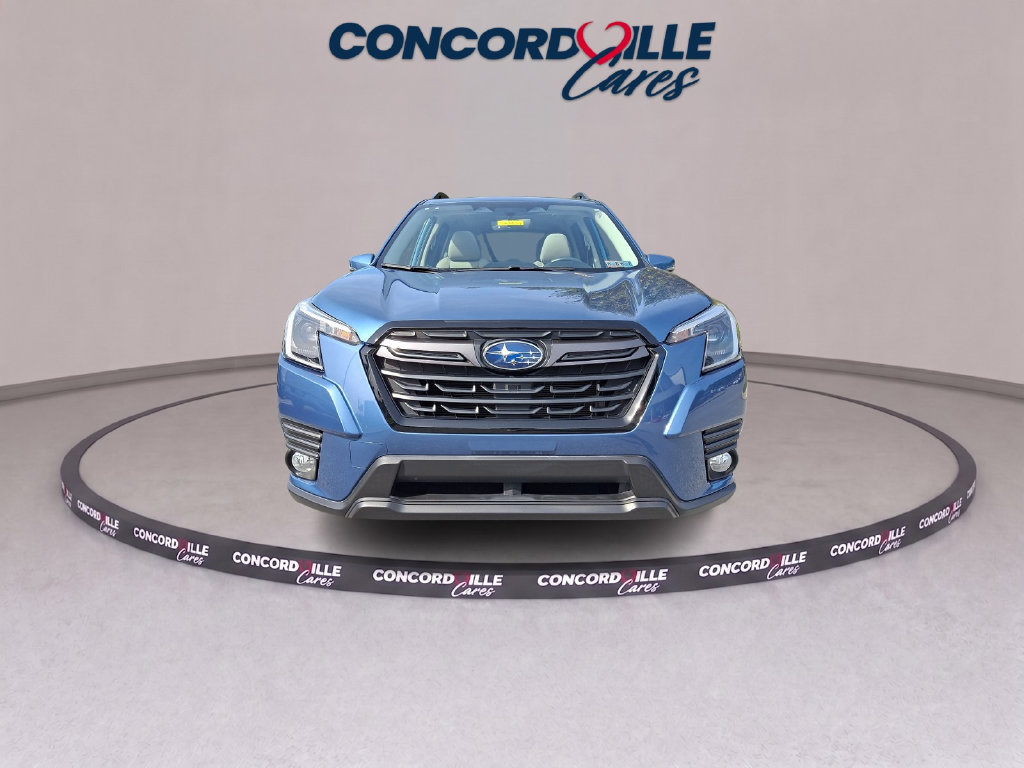 Certified 2023 Subaru Forester Limited AWD/4WD image 3