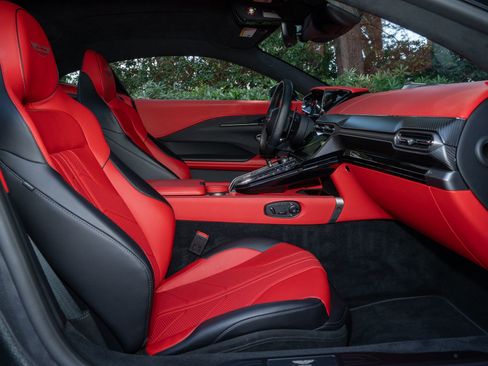 Used 2026 Aston Martin V8 Vantage image 16