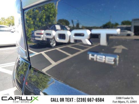 Used 2020 Land Rover Range Rover Sport HSE image 10