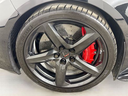 Used 2023 Chevrolet Corvette Z06 w/ Stealth Interior Trim Package RWD image 30