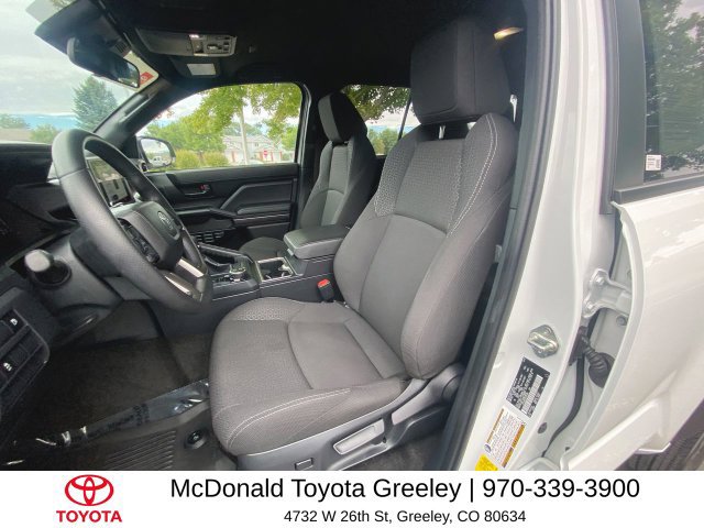 Certified 2025 Toyota 4Runner SR5 AWD/4WD image 11
