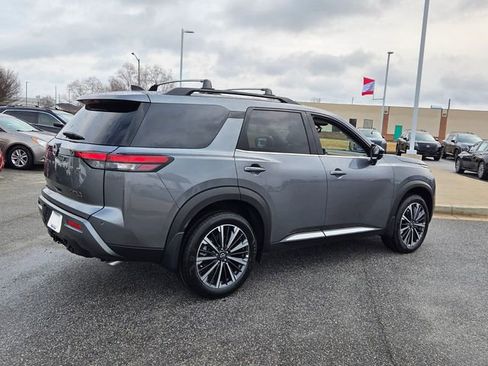 New 2026 Nissan Pathfinder Platinum w/ Cargo Package image 14