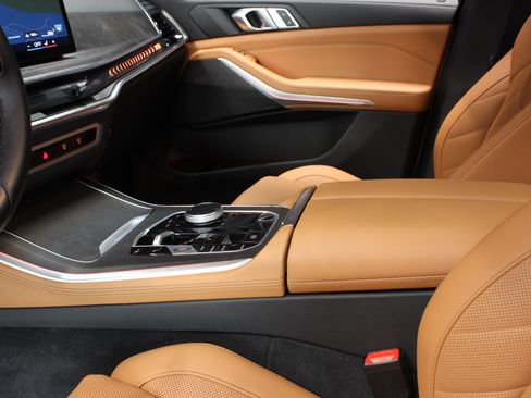 Used 2024 BMW X5 sDrive40i image 35