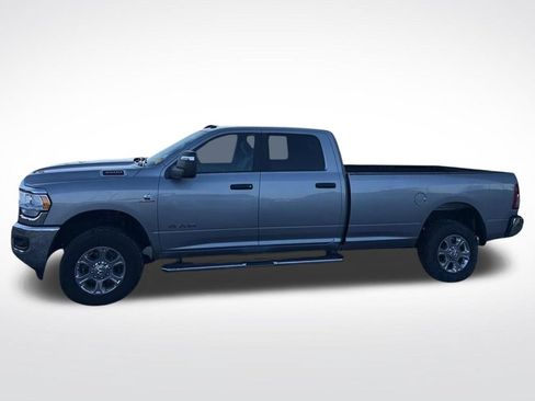 Used 2024 RAM 3500 Big Horn AWD/4WD image 11