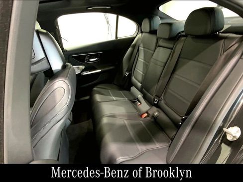 Used 2022 Mercedes-Benz C 300 4MATIC Sedan image 24