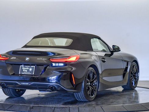 Certified 2022 BMW Z4 sDrive30i w/ M Sport Package image 5