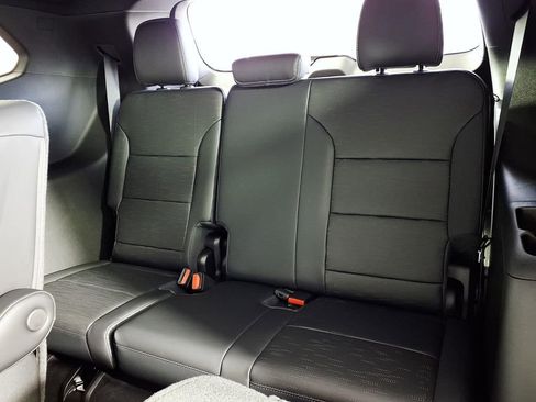 New 2026 Buick Enclave Sport Touring w/ Power Package FWD image 9