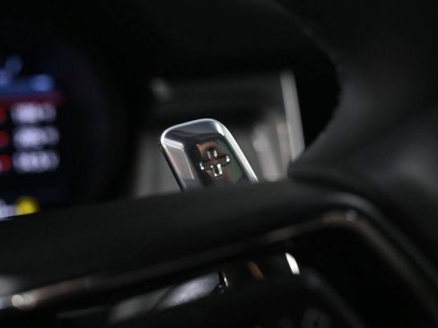 Certified 2026 Porsche Macan AWD/4WD image 25