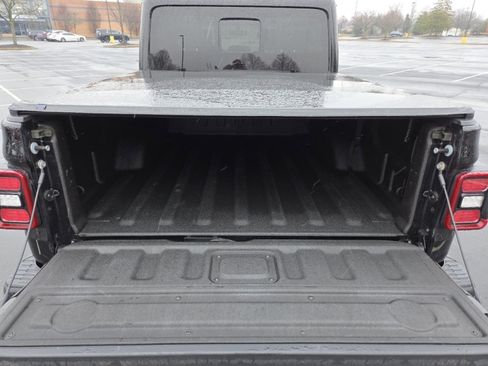 Used 2021 Jeep Gladiator Rubicon image 19