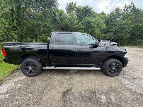 Used 2014 RAM 1500 Express RWD image 7