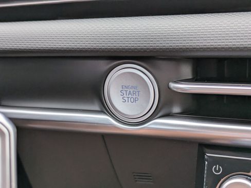 New 2026 Hyundai Tucson Blue SE image 27