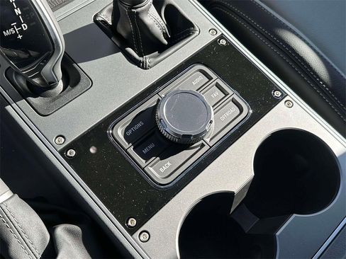 New 2025 INEOS Grenadier Fieldmaster Edition image 30