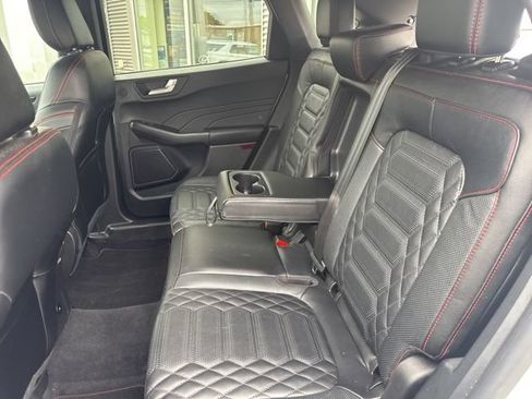 Certified 2023 Ford Escape ST-Line Elite w/ Premium Technology Package AWD/4WD image 40