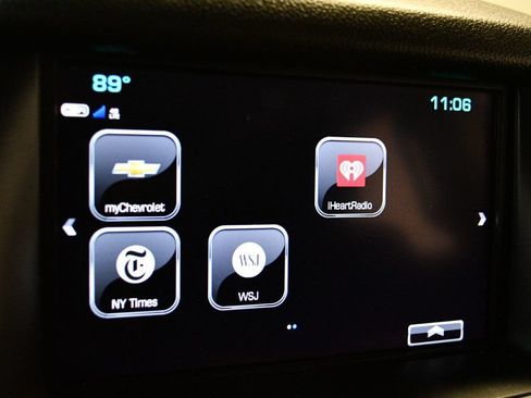 Used 2017 Chevrolet Suburban LS RWD image 55