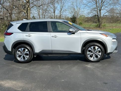 Used 2023 Nissan Rogue SV AWD/4WD image 42