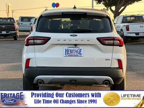 New 2024 Ford Escape SE w/ PHEV Premium Package FWD image 5