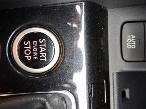 Used 2021 Nissan Kicks SV image 26