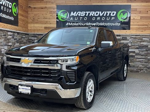 Used 2024 Chevrolet Silverado 1500 LT AWD/4WD image 6