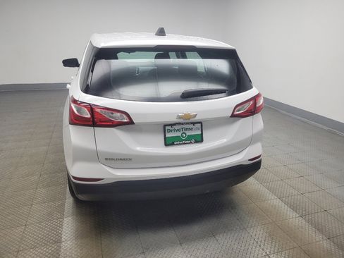 Used 2021 Chevrolet Equinox LS image 6