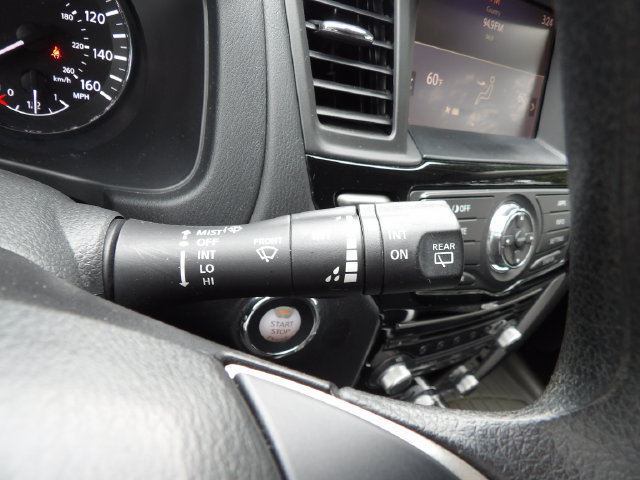 Used 2019 Nissan Pathfinder S AWD/4WD image 21