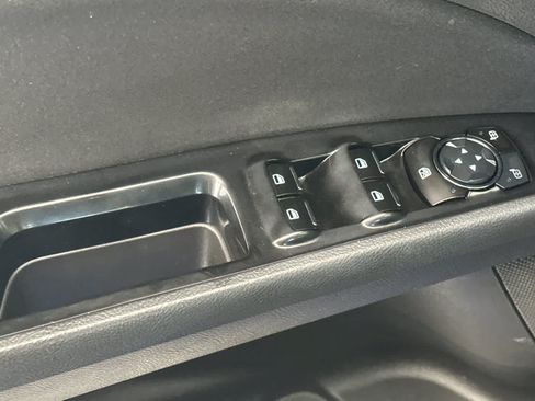 Used 2014 Ford Fusion SE FWD image 13