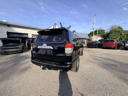 Used 2010 Toyota 4Runner Limited AWD/4WD image 26