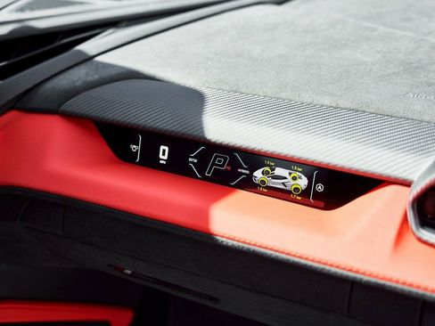 Used 2025 Lamborghini Revuelto image 45