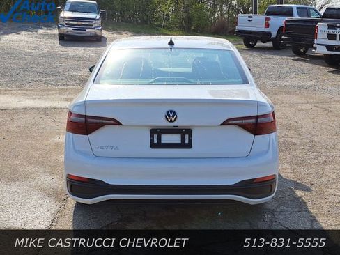 Used 2024 Volkswagen Jetta S FWD image 4