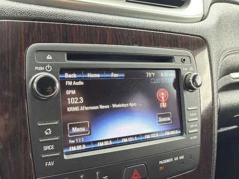 Used 2017 Chevrolet Traverse LT w/ LPO, 'HIT The Road' Package image 31