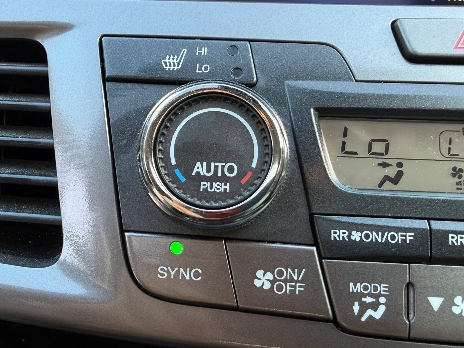 Used 2014 Honda Odyssey EX-L image 19