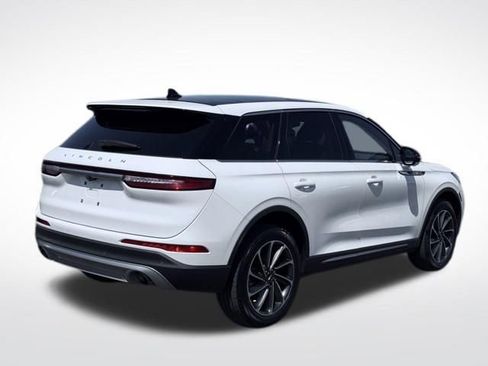 Used 2023 Lincoln Corsair AWD w/ Equipment Group 101A image 6