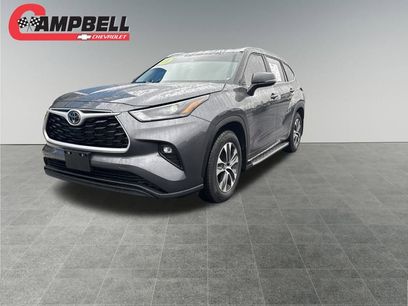 Used 2023 Toyota Highlander XLE