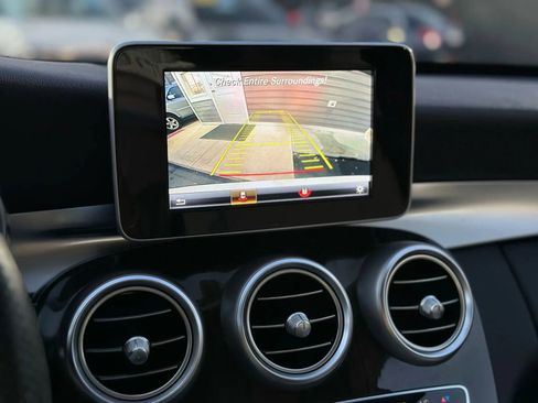 Used 2018 Mercedes-Benz C 300 4MATIC Sedan image 26