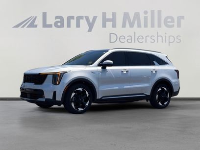 Used 2025 Kia Sorento EX w/ EX Panoramic Sunroof Package