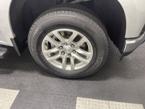 Used 2022 Chevrolet Silverado 1500 LT image 28