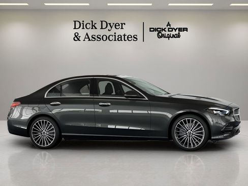 Used 2026 Mercedes-Benz C 300 Sedan image 3