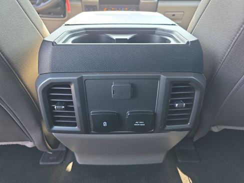Used 2022 Ford F250 XLT w/ XLT Premium Package AWD/4WD image 26