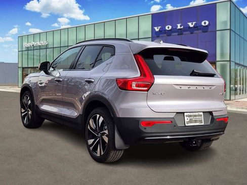 Used 2026 Volvo XC40 B5 Ultra w/ Protection Package Premier image 34