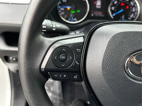 Certified 2020 Toyota RAV4 XLE w/ Convenience Package image 25