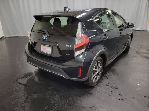 Used 2019 Toyota Prius C FWD image 8