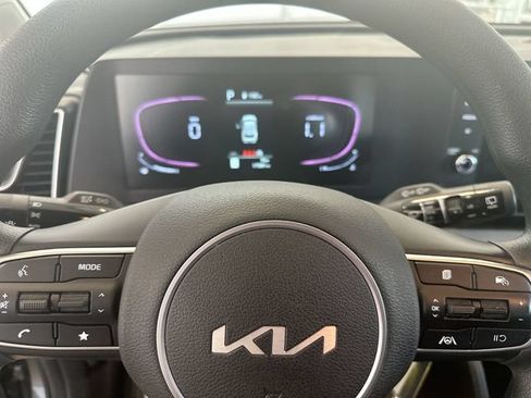 Certified 2023 Kia Sportage LX AWD/4WD image 12