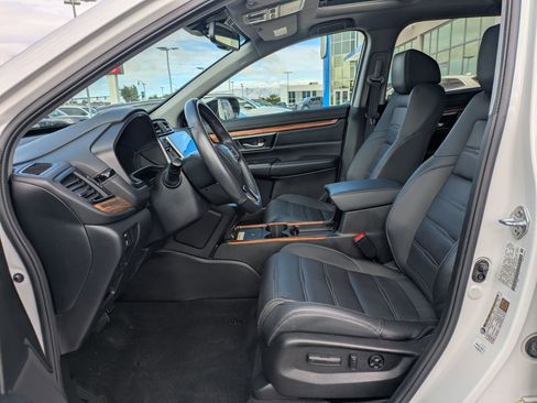 Used 2022 Honda CR-V Touring image 17