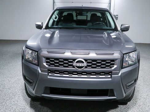 Used 2025 Nissan Frontier SV w/ SV Convenience Package RWD image 4